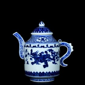 明永乐青花螭龙纹壶21x22厘米