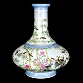 清雍正珐琅彩竹雀纹瓶26×21厘米
