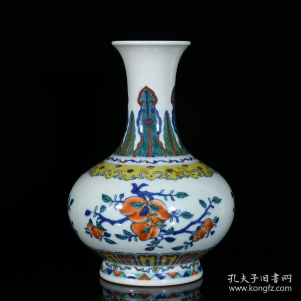 清雍正斗彩三多硕果纹丹瓶31x21厘米