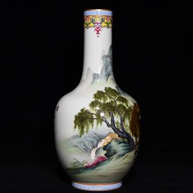 清乾隆粉彩麒麟山水纹直颈瓶34x17厘米