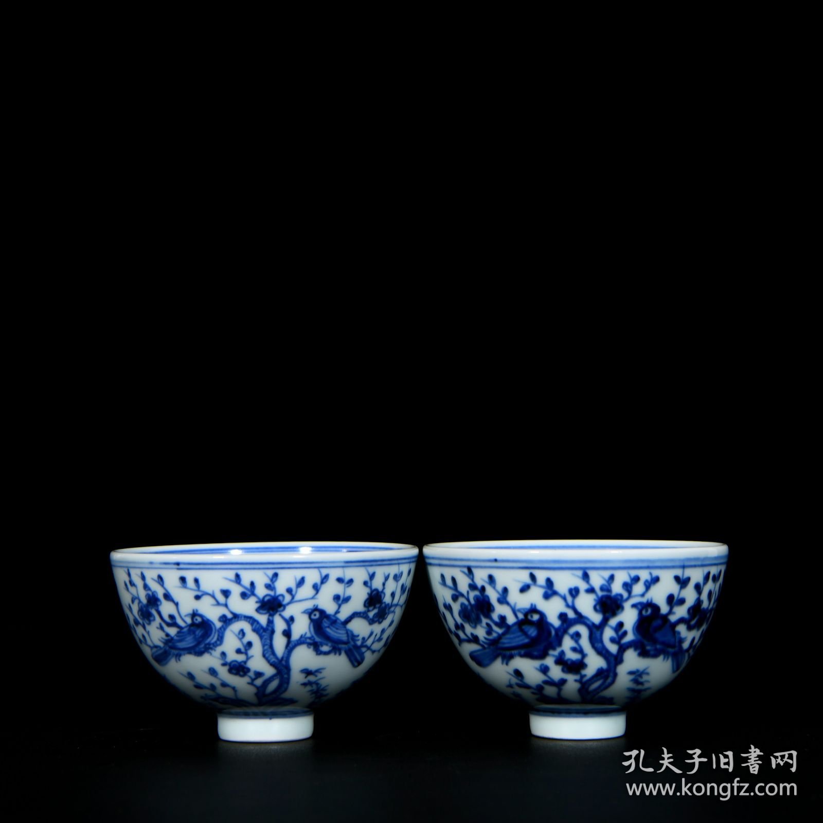 明永乐青花花鸟喜上眉梢纹鸡心杯一对5.8x9.6 厘米