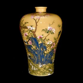 清雍正粉彩花鸟纹梅瓶30×20厘米