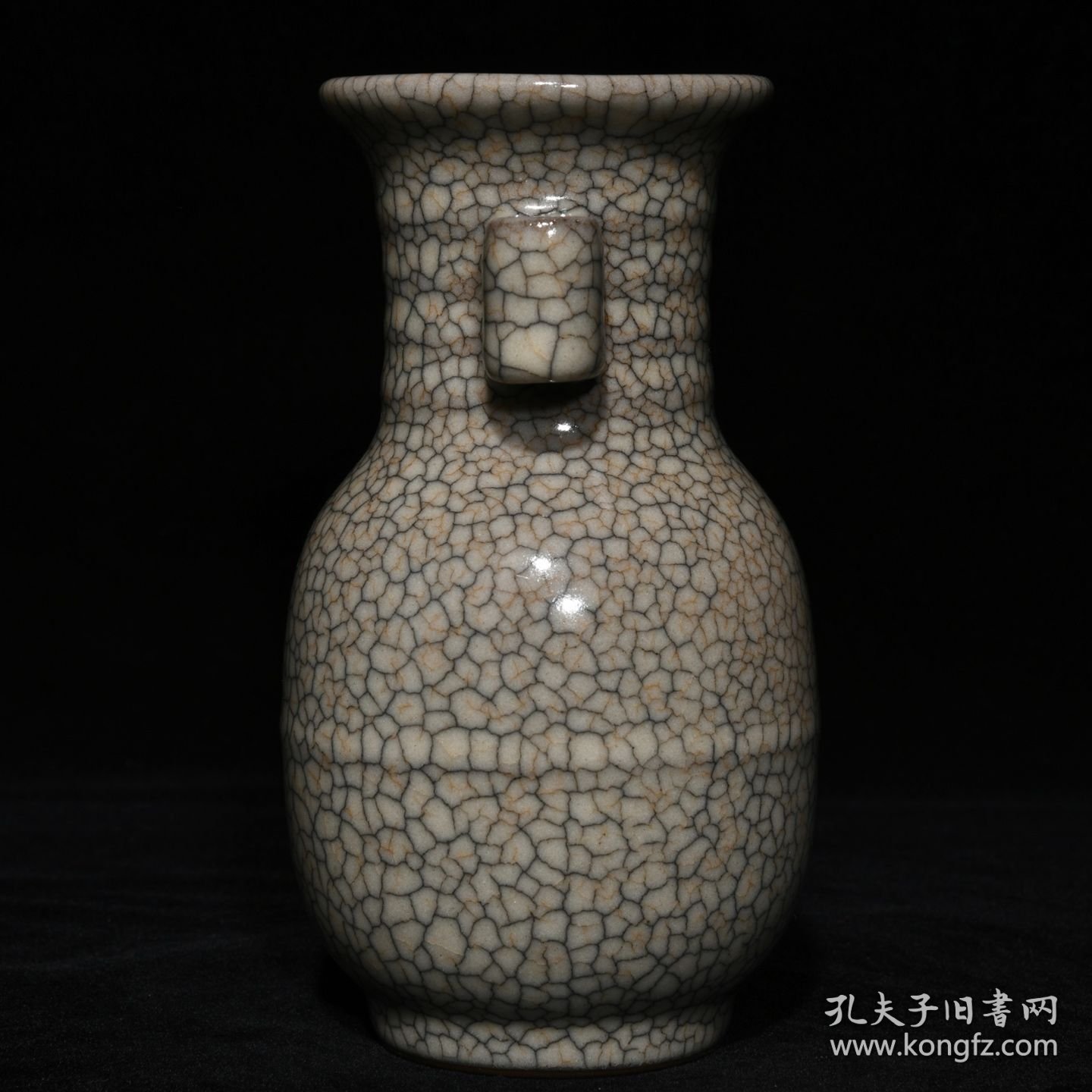 宋哥窑贯耳瓶16.8x9厘米