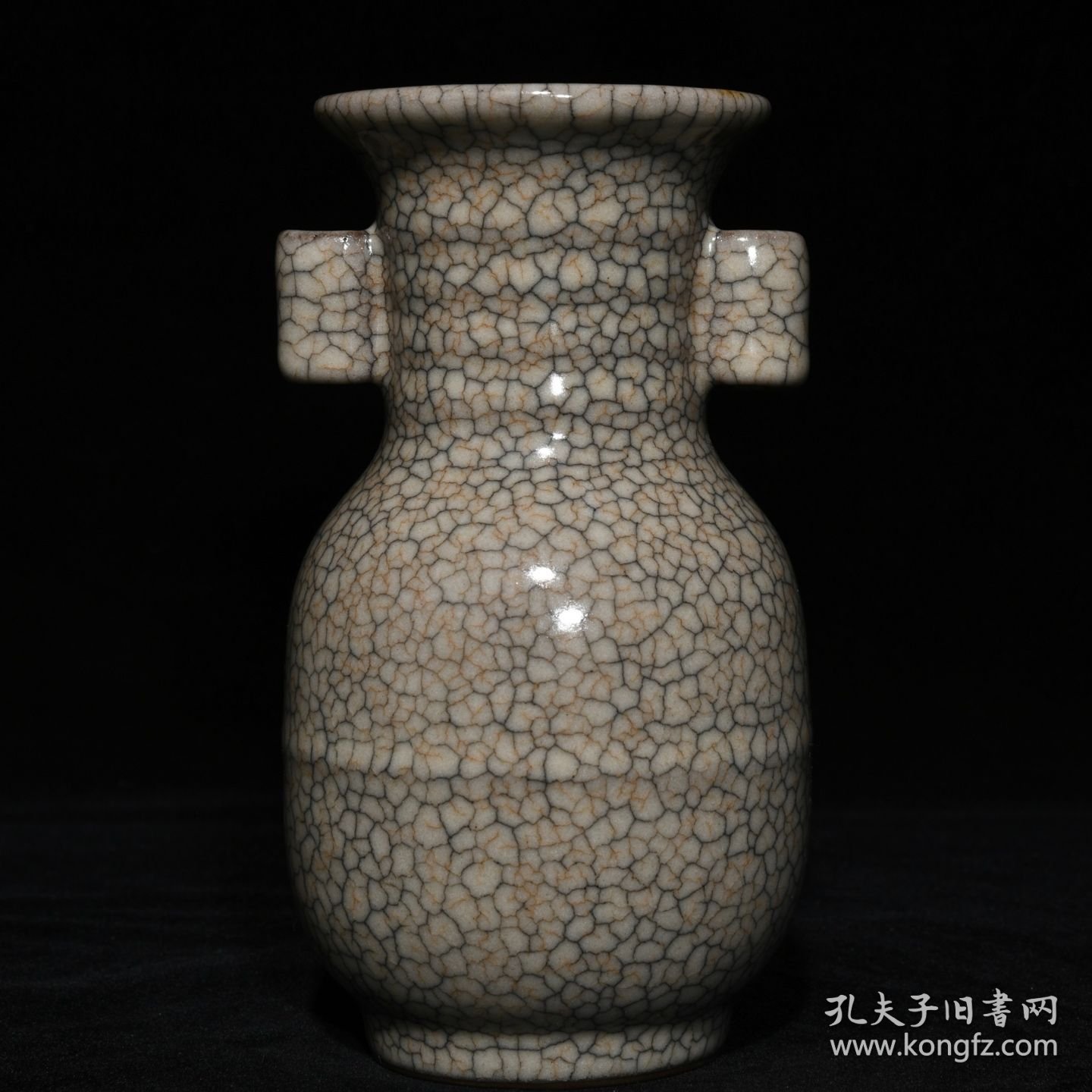 宋哥窑贯耳瓶16.8x9厘米