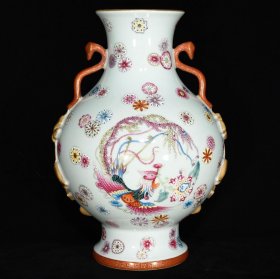 清乾隆粉彩皮球花团凤纹如意耳瓶31.5×23厘米