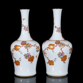 清乾隆珐琅彩描金花卉博古图摇铃尊一对23.5x11厘米