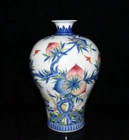 清乾隆青花五彩石榴纹梅瓶37x24厘米