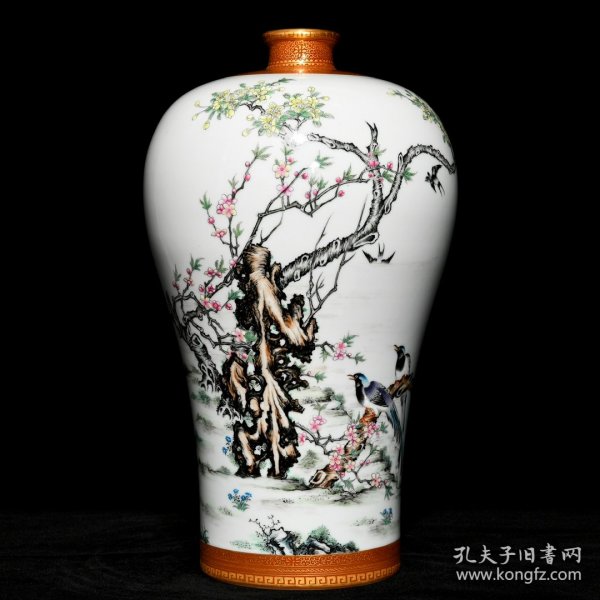 清雍正 粉彩描金花鸟纹梅瓶30.8x18厘米