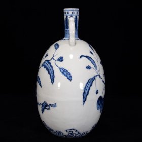 明青花花果纹扁瓶27*21厘米