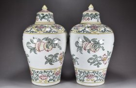 明永乐赏赐素三彩釉沥粉花果纹梅瓶36x22厘米