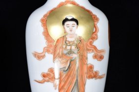 清乾隆粉彩描金西方三圣纹观音瓶23*11厘米