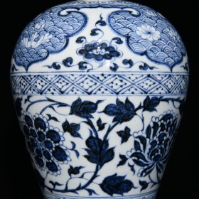 元青花缠枝牡丹纹梅瓶28.2x16厘米