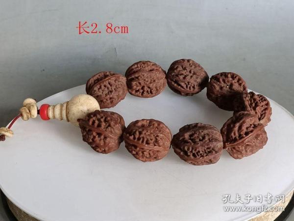 乡下收的清代一串 核 雕手串