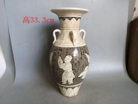 宋代磁州窑人物瓷瓶