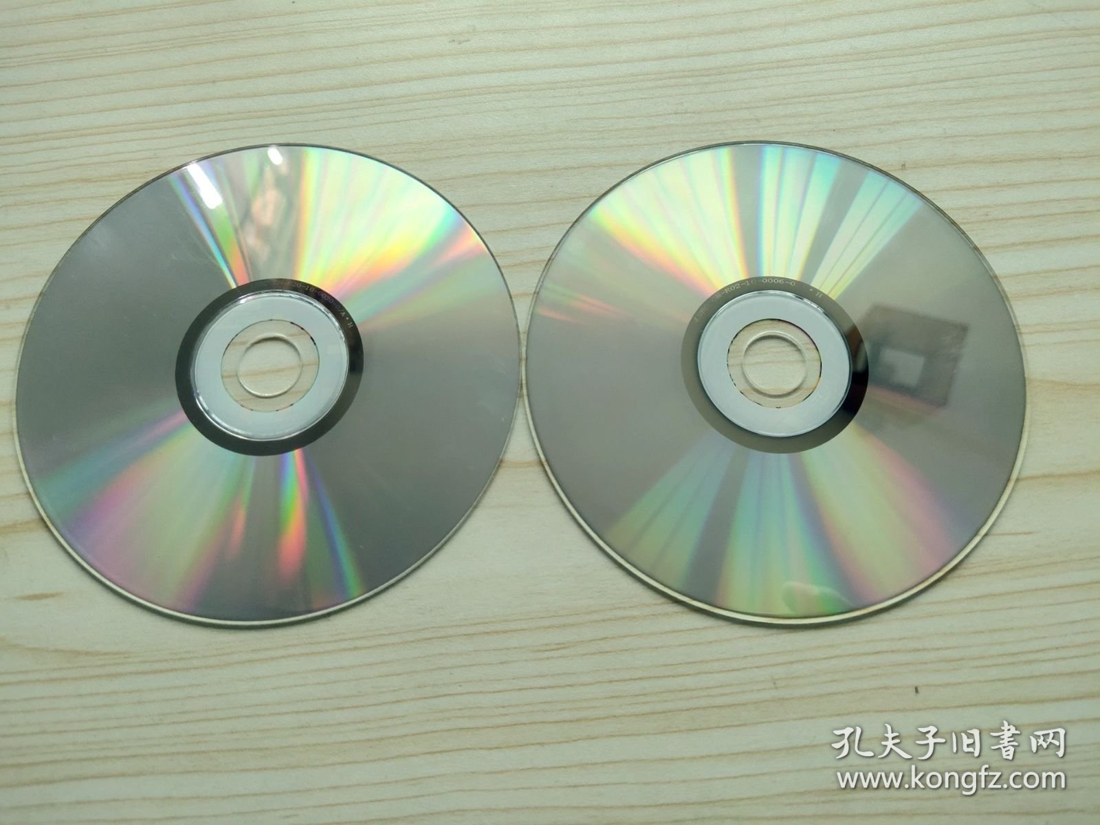 缤纷英语 第一册下 第二册上 CD光盘