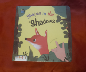 Shapes in the Shadows  儿童英文绘本【正版 全新塑封】