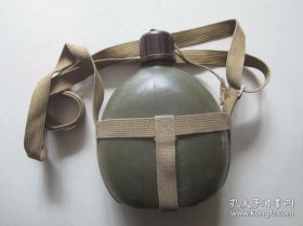 塑料水壶