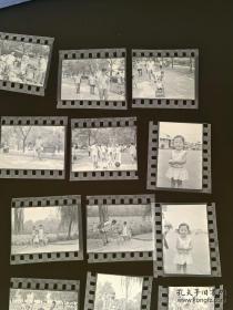 八十年代 北海公园合影黑白底片1组，满满七八十年代的童年回忆（3.5*3.5cm）