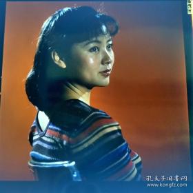 90年代，电影演员梁玉瑾，彩色反转片1张（6.5*6）