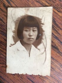 一个女子--五十年代老照片