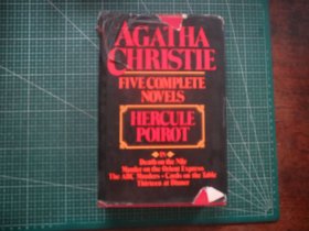AGATHA CHRISTIE FIVE COMPLETE HERCULE POIROT NOVELS(阿加莎·克里斯蒂五部完整的霍克·波洛小說)英文版： 十三人的晚餐 東方快車謀殺案 ABC謀殺案 底牌 尼羅河上的慘案