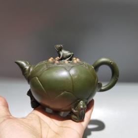 宜興紫砂壺純手工製作青蛙壺。泡茶壺