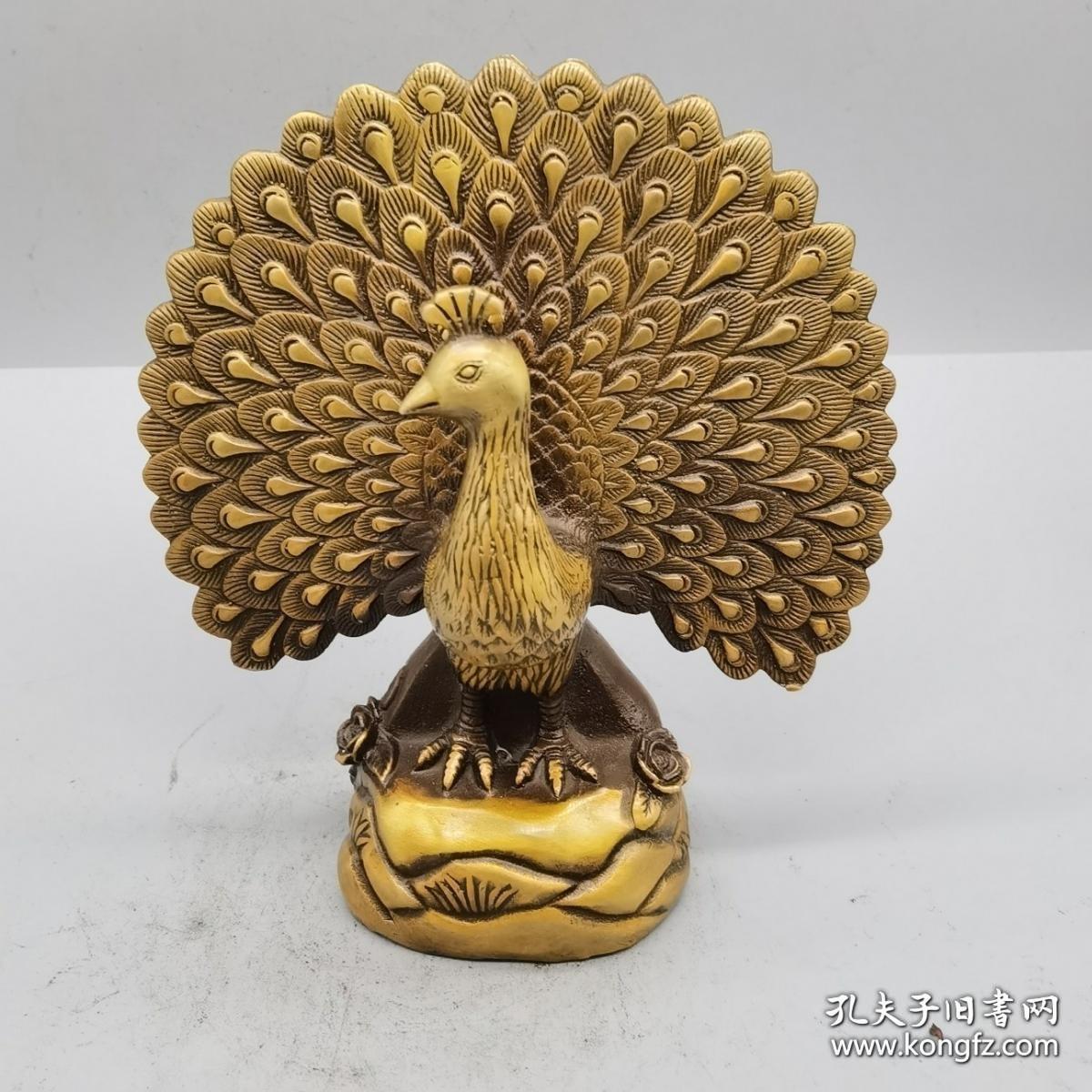 精品铜器 黄铜孔雀摆件，器型优美厚重，包浆自然温润，保存良好
