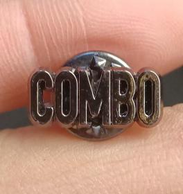 COMBO金属小徽章胸针1个