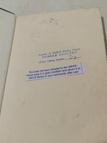 THE VIEW FROM THE CHERRY TREE从樱花树上眺望的景色