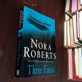 NORA ROBERTS Three Fates