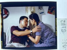 6182 北京电影制片厂剧照 海报用图反转片 老表演艺术家明星美女 《警界英雄》是1991年上映的中国电影，由张泽宇导演。尤勇，李世江、梁丹妮、阎青妤，许亚军主演