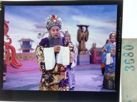 3680 北京电影制片厂剧照反转片 明星美女     戏曲电影1986年《芙蓉女》   老臣