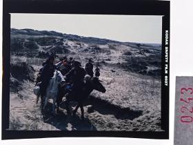 243 北京电影制片厂剧照 海报用图反转片 老表演艺术家明星美女 《骑士的荣誉》于洋、德勒格尔玛导演，崔岱、苏雅拉达来主演， 1984年上映