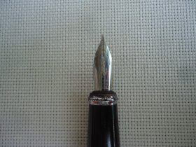 22KGP鳄鱼钢笔