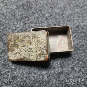 铜墨盒一个       6*3*4cm