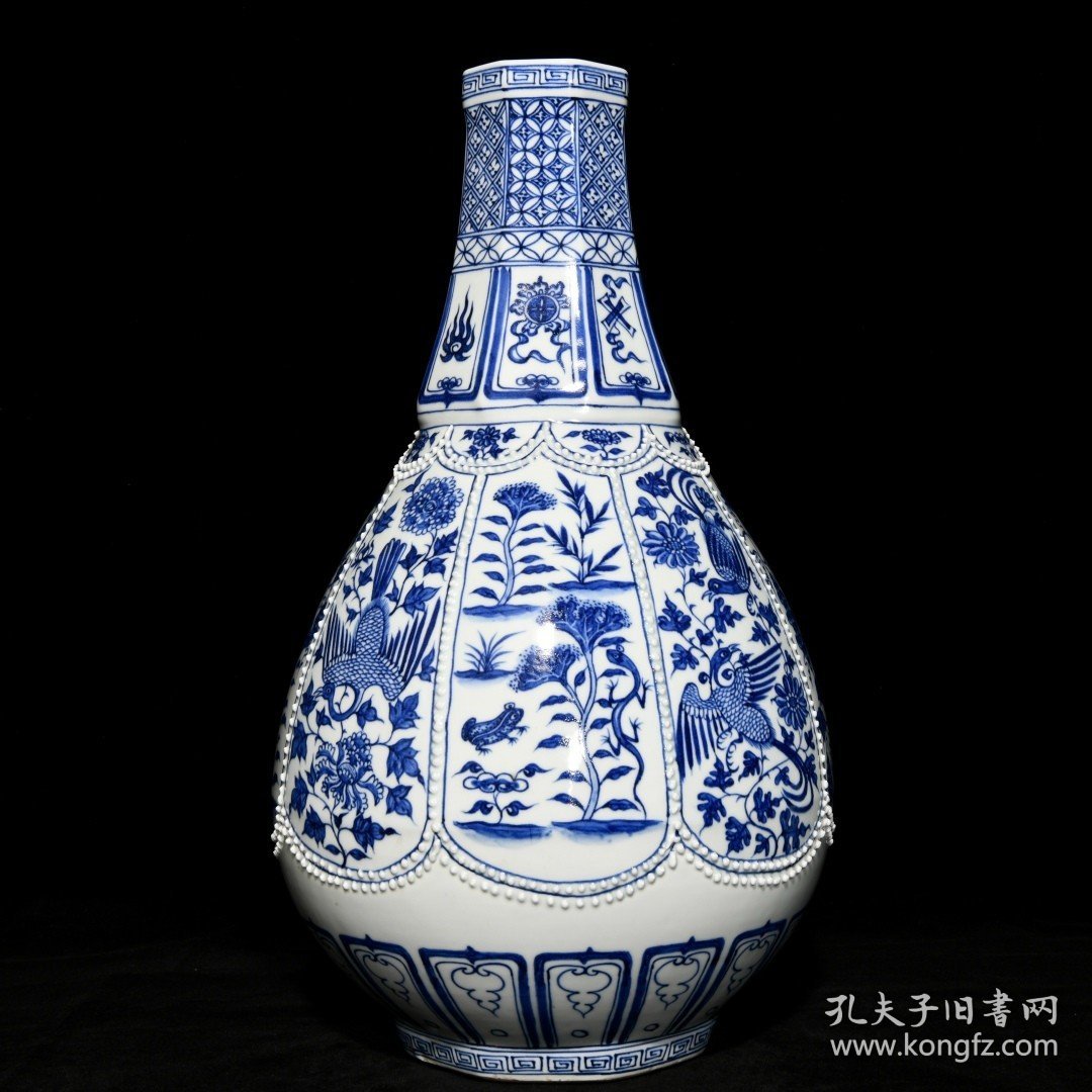 点击查看原图 元青花花鸟纹宝塔瓶