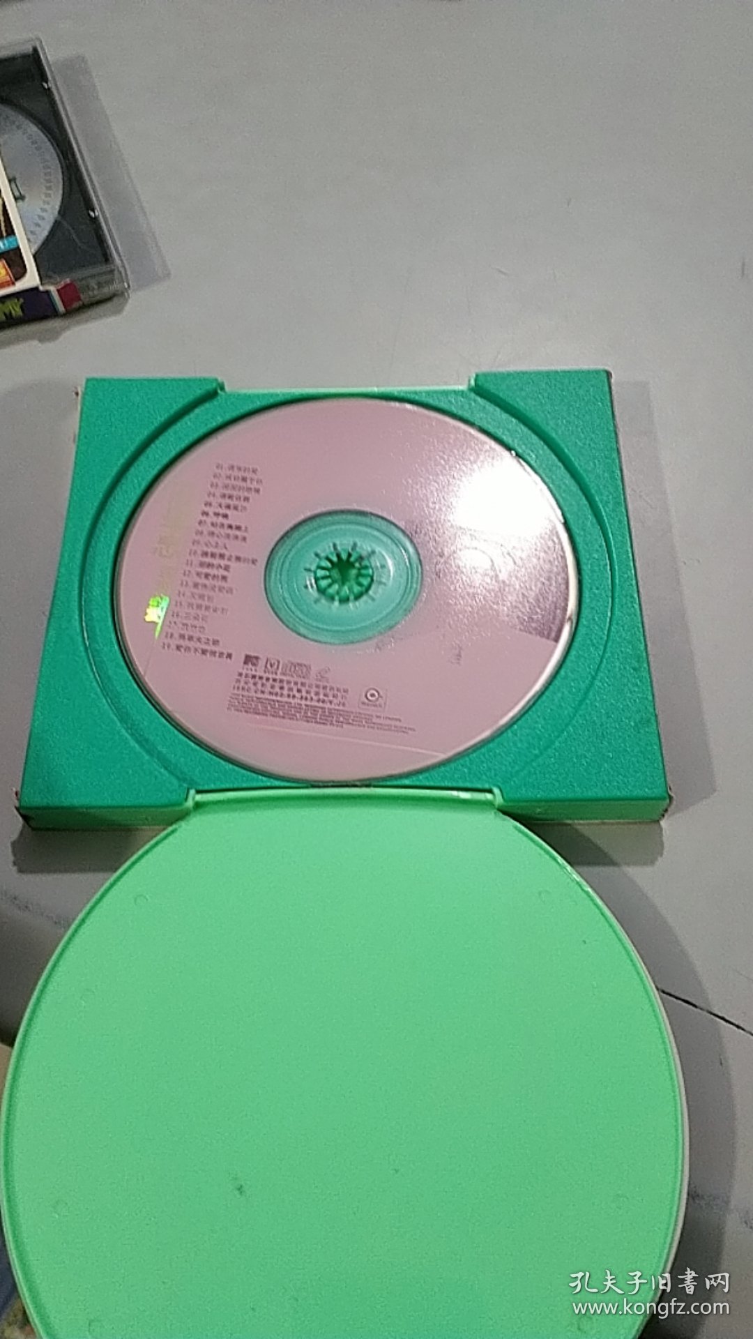 庄学忠 迟来的爱 VCD（1张光盘全）（盒装，特别有特色）（19首）