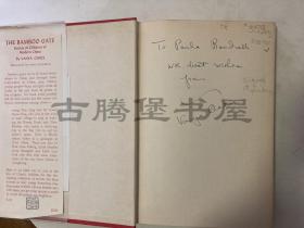 【作者签名本】瓦尼亚.奥克斯,1946年英文/一版一印/《竹门》THE BAMBOO GATE. STORIES OF CHILDREN OF MODERN CHINA/原书衣