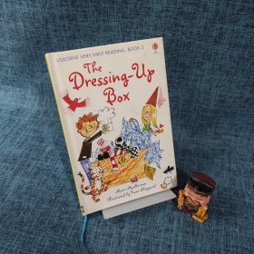 Usborne Very First Reading Book 2: The Dressing-Up Box