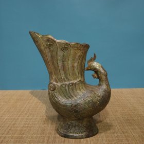 铜——凤杯（铭文） 长21cm宽9cm高27.5cm 重5.2斤