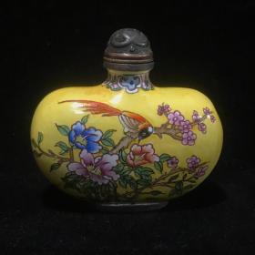 清代：【铜胎画珐琅「花鸟」鼻烟壶】规格：高5.1cm宽5.4cm 重56g