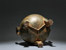 战国青铜炫纹墩