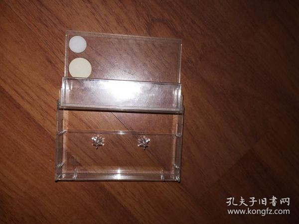 空白磁带盒：上海音像标识的磁带盒带授权卡带原版引进和激光防伪贴（品相不错）