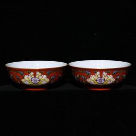 大清雍正官窑矾红粉彩花卉碗
