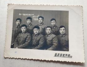 1965年《军人合影照》