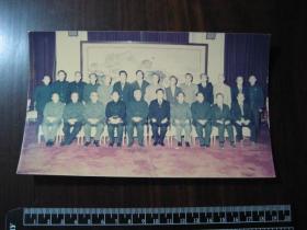 老照片：南京大学教授包浩生旧藏，1988年全国高等学校优秀教材特等奖授奖大会合影