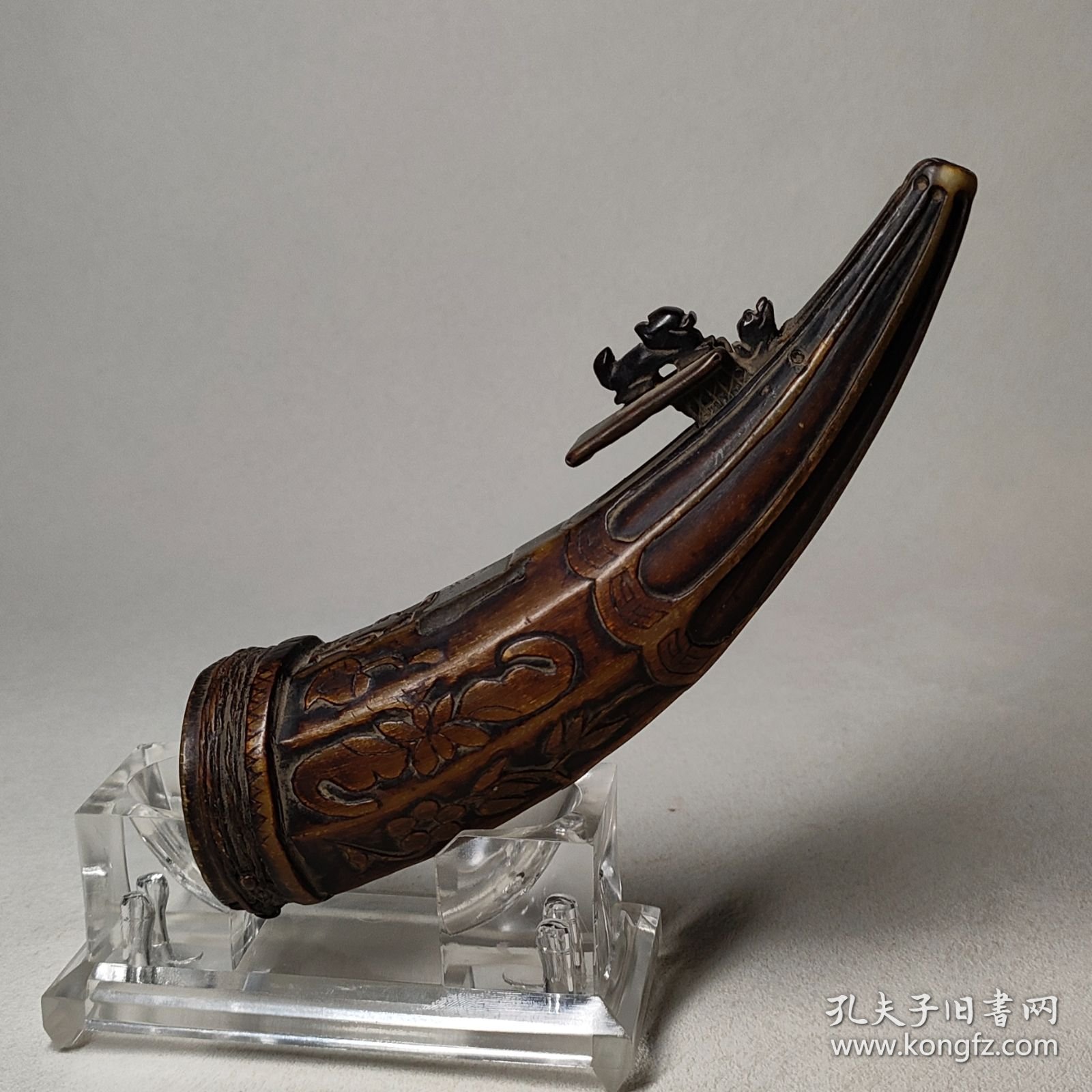 【美品】清代精雕牛角火药盒，包真包老