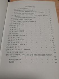 A COMPANION TO MOZART'S PIANO CONCERTOS  《莫扎特钢琴协奏曲的伴奏》  精装带书衣