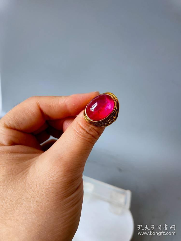大清乾隆年制老星光红宝石戒指.