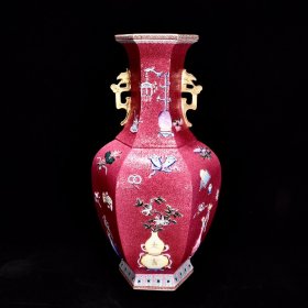 清乾隆胭脂红扒花雕刻花卉纹六方双耳瓶50×25，价格10500